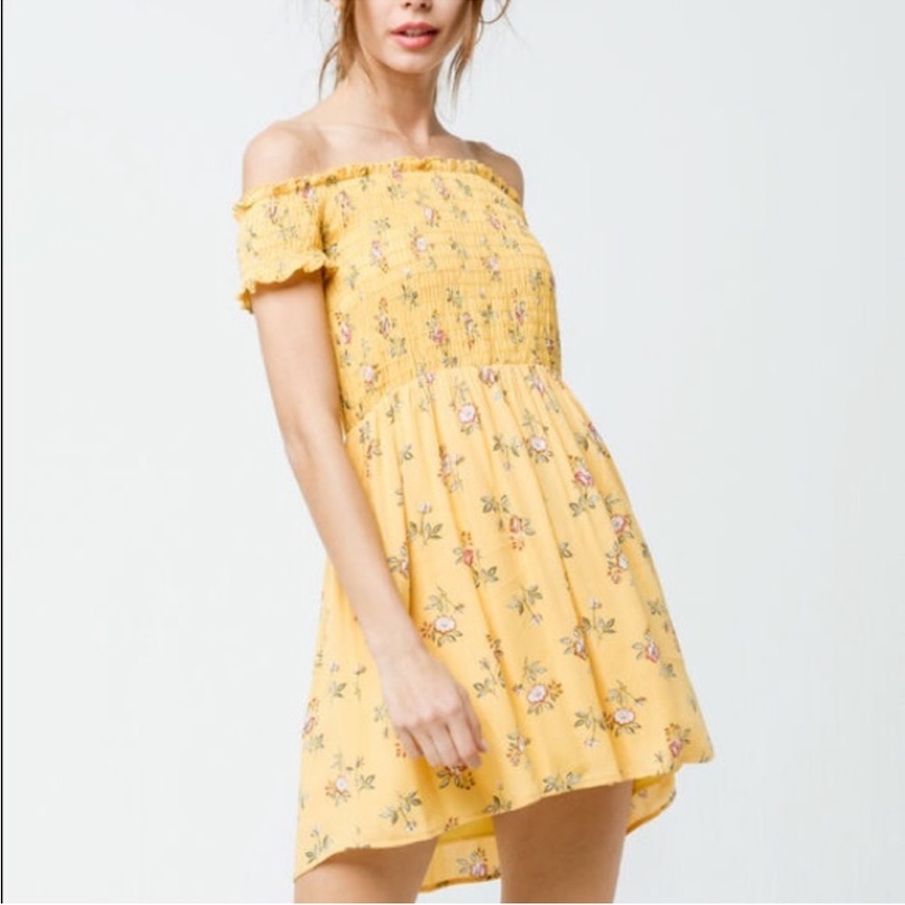Yellow floral off the shoulder smock never worn dress